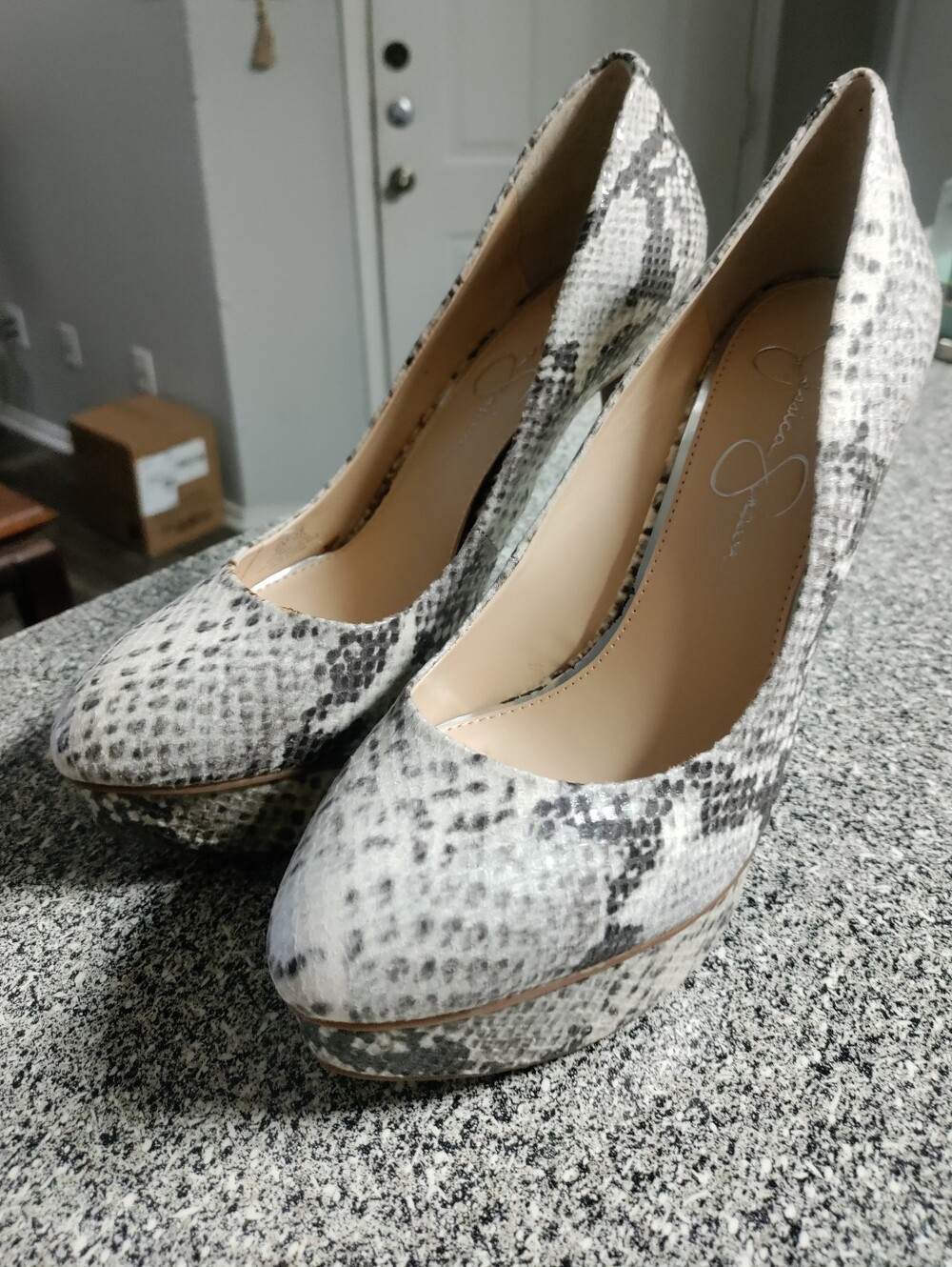 Jessica Simpson Heels Size 8M